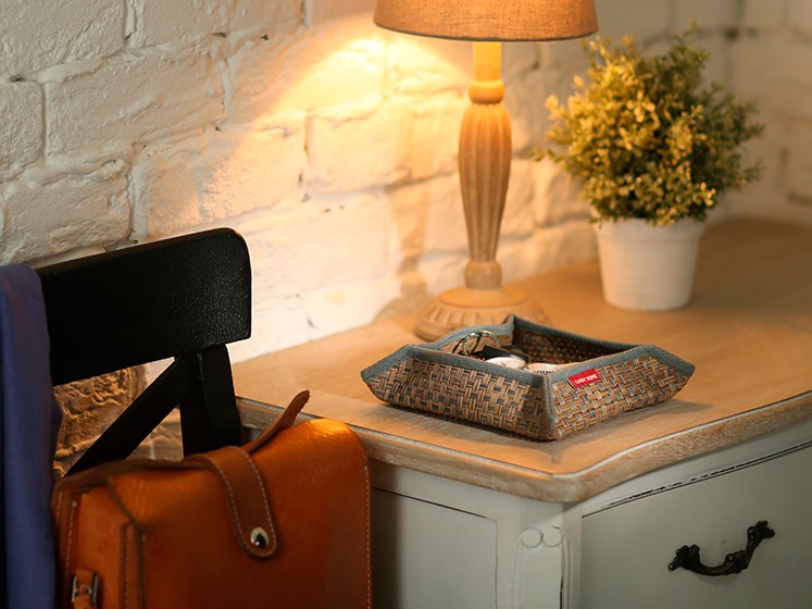 Лоток для ключей 16х16х5см AB-011